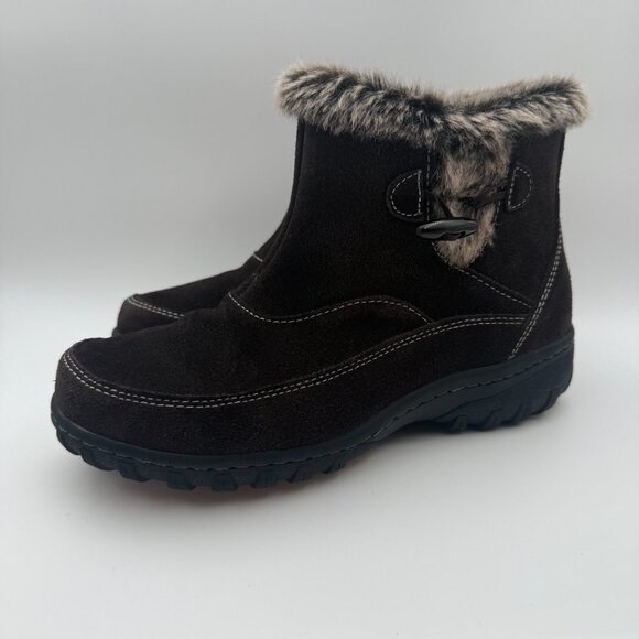 Khombu Womens Gracie Brown Suede Boots Microfleece Lining Waterproof NWOT Size 7 - Picture 1 of 5